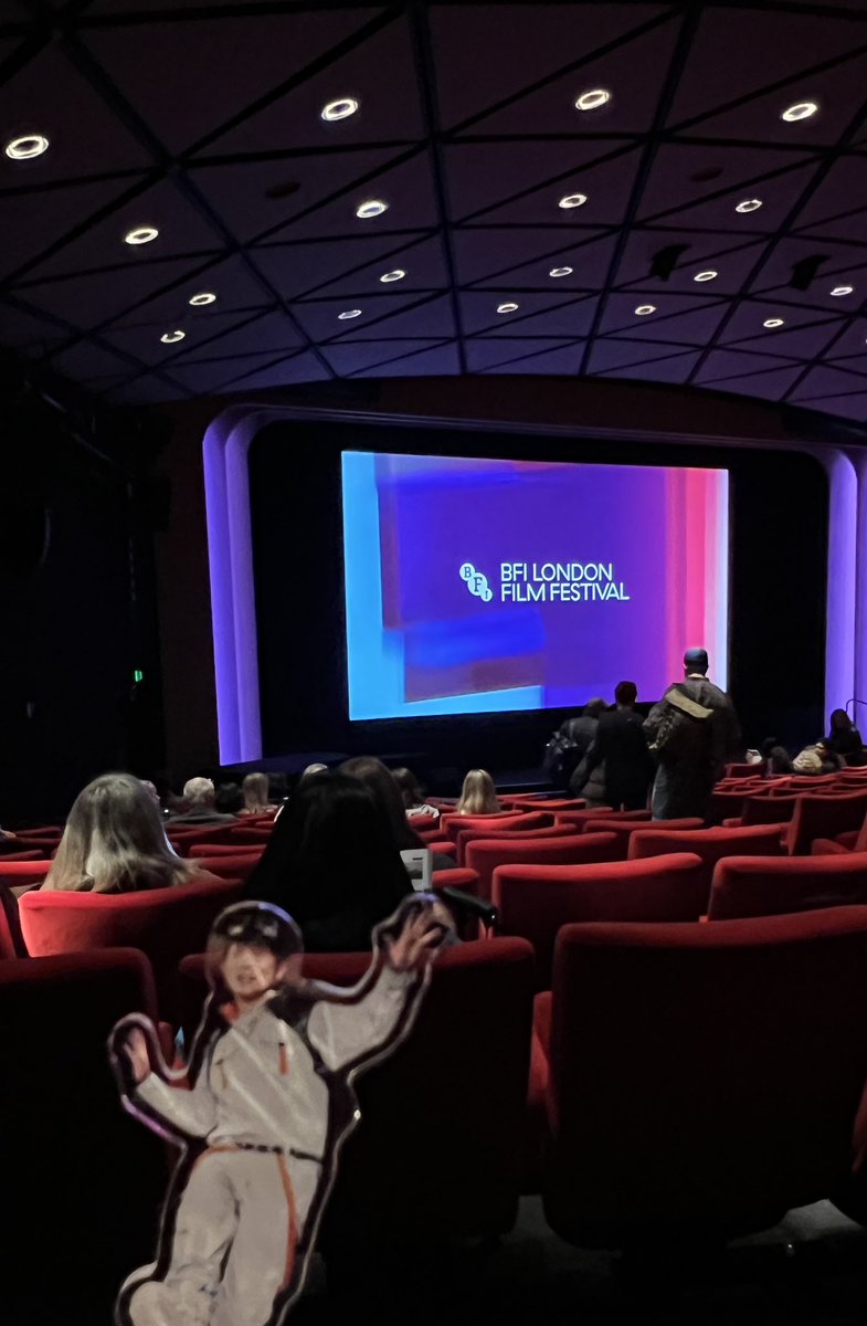 mynameisushio's tweet photo. 映画を見に行った！ https://t.co/xItUkb3Qcp