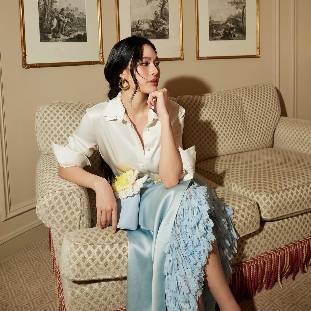 TheePopCore's tweet photo. Lingling Kwong ranks No. 1 among celebrities at Paris Fashion Week for media impact.

— She led the conversation with a 24.31% share of voice, making her the MOST mentioned celebrity of the week. https://t.co/R9wfrEEjxH