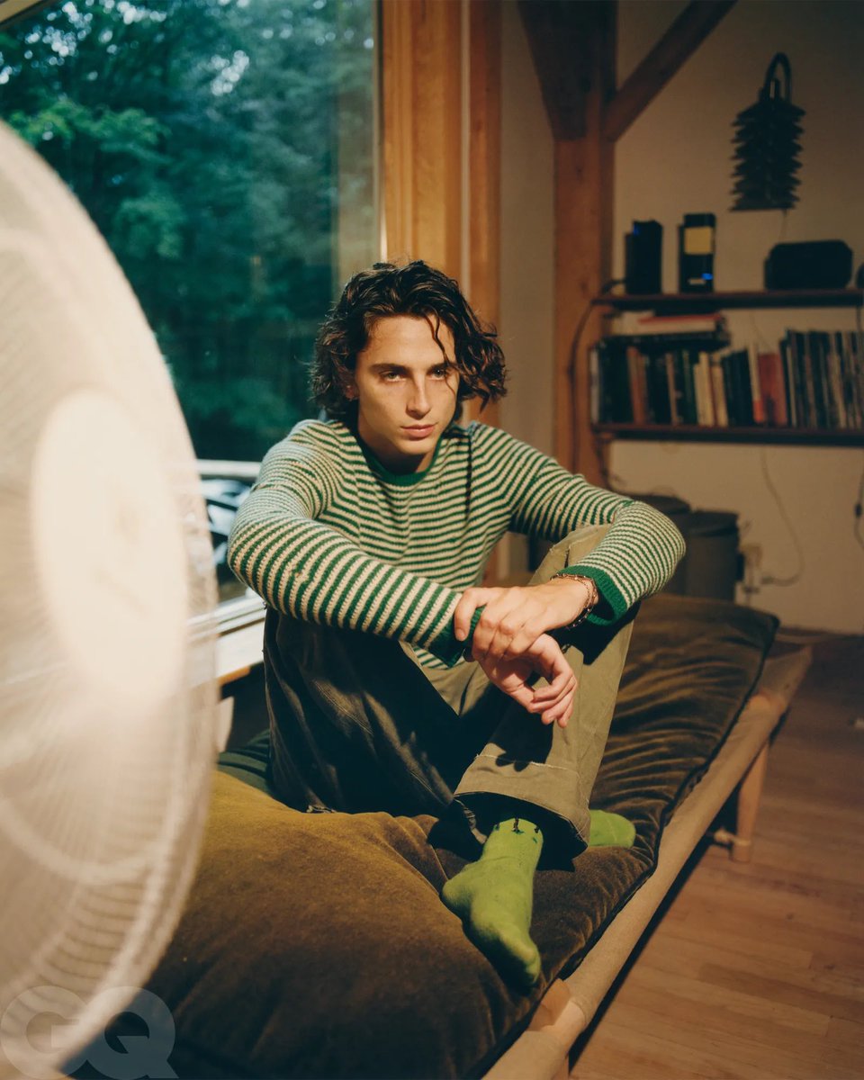 SolaceCinema's tweet photo. Alfonso Cuarón confirms he is writing a horror movie.

He recently met with Timothée Chalamet. https://t.co/yTXNw0bQBA