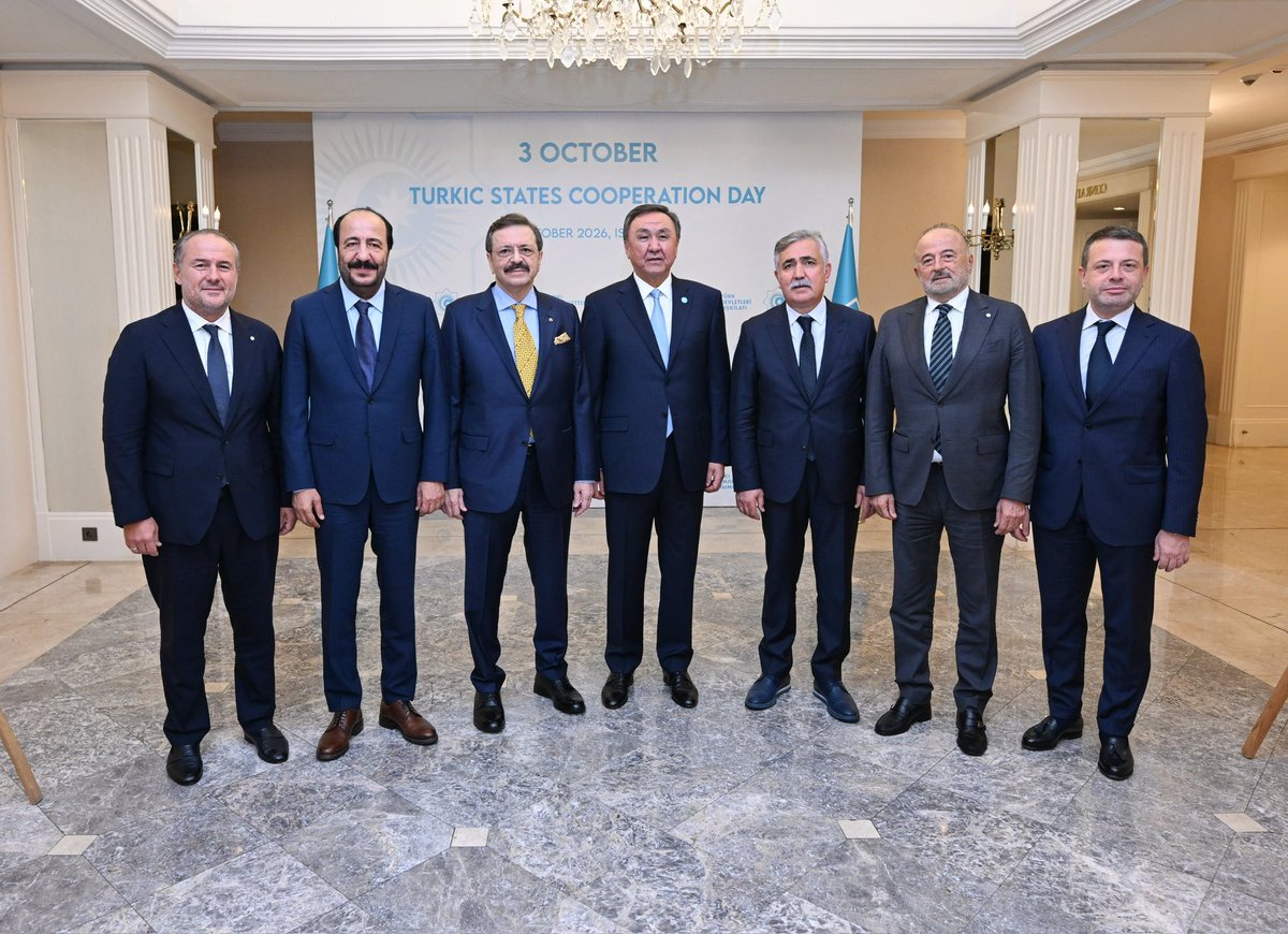 RHisarciklioglu's tweet photo. Türk Devletleri Teşkilatı’nın temellerini atan Nahçıvan Anlaşması’nın 17. yıldönümü, Türk Devletleri İşbirliği Günü resepsiyonuna katıldık.

Görev süresi sona eren Türk Devletleri Teşkilatı Genel Sekreteri Büyükelçi Sayın Kubanıçbek Ömüraliyev’e de veda ettik.

Büyükelçiye, Türk dünyasının birlik ve dayanışmasına, ekonomik ve ticari iş birliğine katkıları için teşekkür ediyoruz.