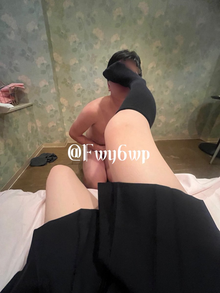Fwy6wp's tweet photo. 足の匂いで興奮してる♡
帰りに🧦あげたら、喜んでた😂
#m男 #踏み活 https://t.co/eTbuXZz76J