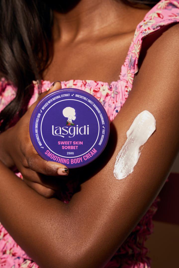 Michael_ebuka22's tweet photo. Whipped Gelato has that fresh sweetness that works perfectly after a shower. Definitely one for everyday body care. #GlowWithLasgidi https://t.co/8GMt1tAuKS