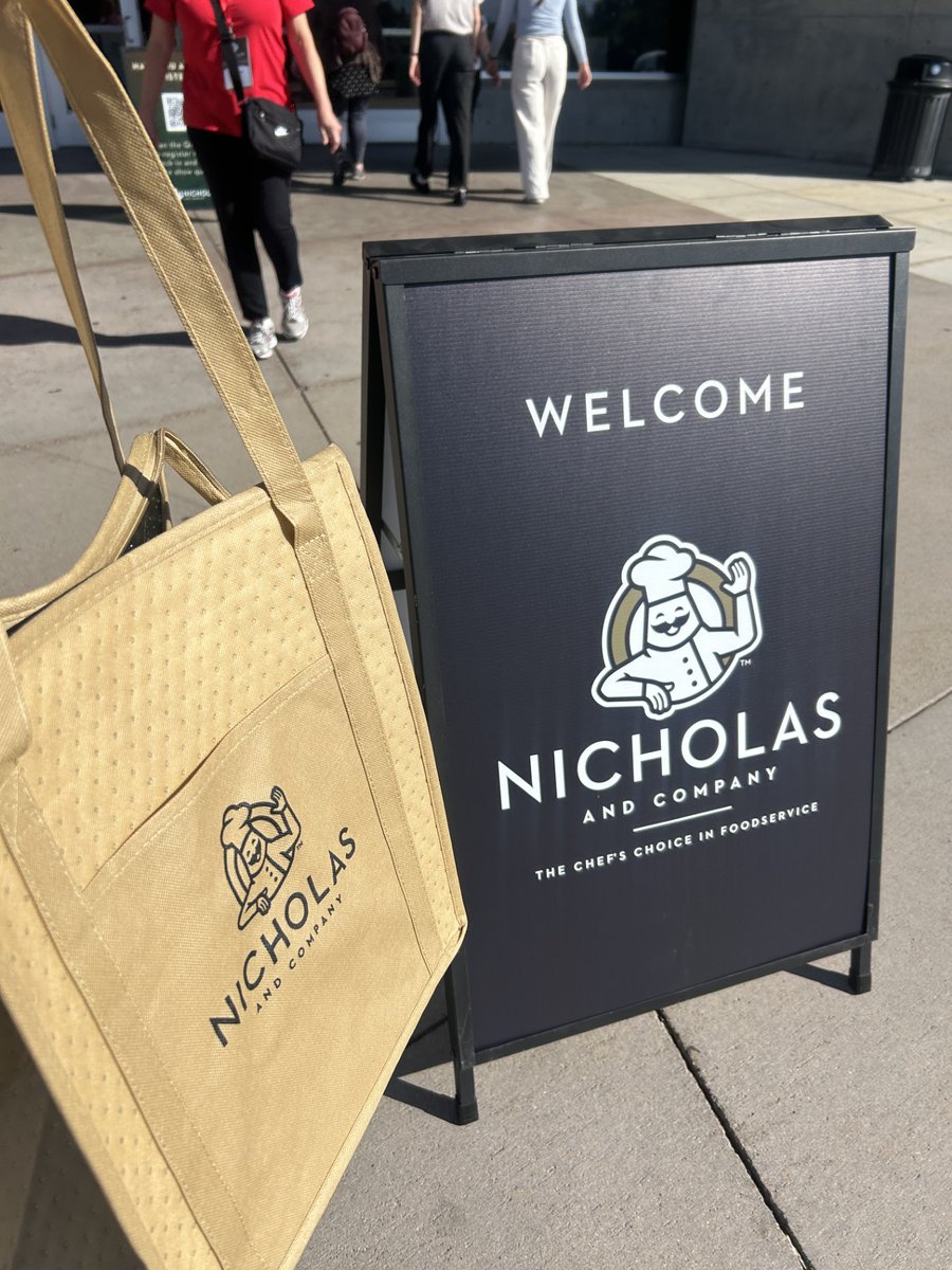 maxisdeli's tweet photo. #ChefFoodFair2026 #NicholasAndCompany #MaxisDeli #SLCEats #UtahFoodie #SupportLocal #Foodservice #MaxisDeli #SLCEats #SaltLakeCityFood #SLCFoodie #UTFoodie #UtahEats #SaltLakeEats #SLCDeli #DeliLife #SandwichLovers #SupportLocalSLC #SLCLocal https://t.co/SHIYJkI02j