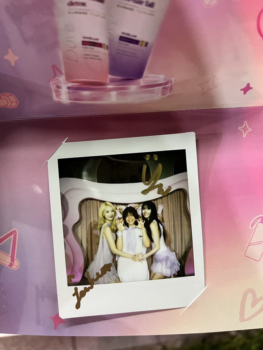 pjpomujjj's tweet photo. 2:1ครั้งแรก “ย่อให้หนุได้ไหมคะ”
คือสูงมากจิงๆง่ะ555555555555555

JJJ MOVE WITH THE FLOW
#DovexJanJingJing https://t.co/6R7qXGuSJA