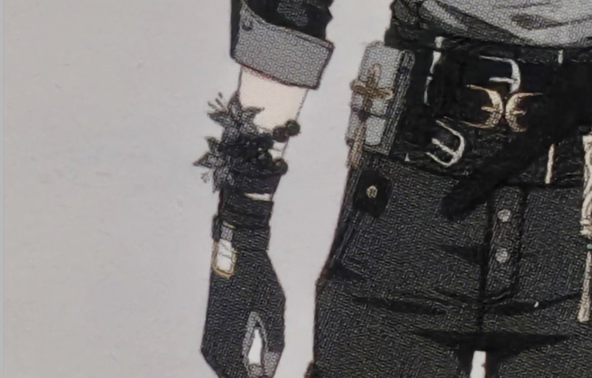 arbiterovers's tweet photo. these parts of their old design were kinda slay though, love that they wore the accessory differently with mrover putting it on his wrist and frover’s is on her thigh https://t.co/BgLYLsxzrt