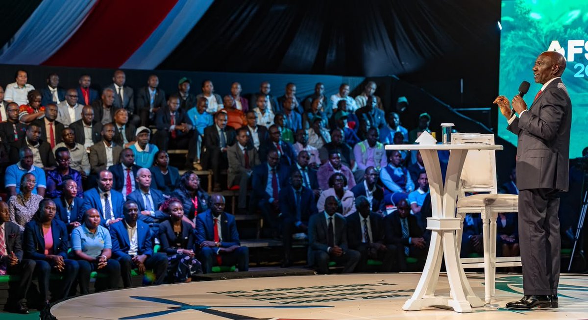 HonJNyakundi's tweet photo. Presidential Town Hall at the Agriculture &amp; Food Security Summit at Jamhuri Park Showground, Nairobi led by President William Ruto. https://t.co/FCQGHgxlTw