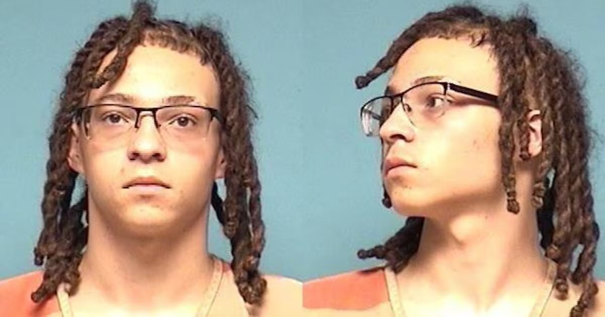 EndWokeness's tweet photo. Alexander Gibbons (repeat felon) shot up a party and killed 2 teenagers in Loraine, OH

If he pays $50k (10% of his bond), he'll be (once again) released

Completely broken "justice" system https://t.co/xKbwoUYiQh