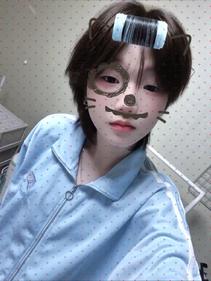 yun_haha1's tweet photo. ⭐️_ 상시트친소
이제 가청아님. 멘공 자주가요! 
친해지실분 구해요!! 초뎀,초멘 조아요
다가와주신다면 다 조아요!! 지뢰 알아서 걸러요

의리인알 부탁합니두😘

#우울계_𝕏친소 #우울계𝕏친소 
#정병계_𝕏친소 #정병계𝕏친소 #트친소 https://t.co/u4Wtu9xRkB
