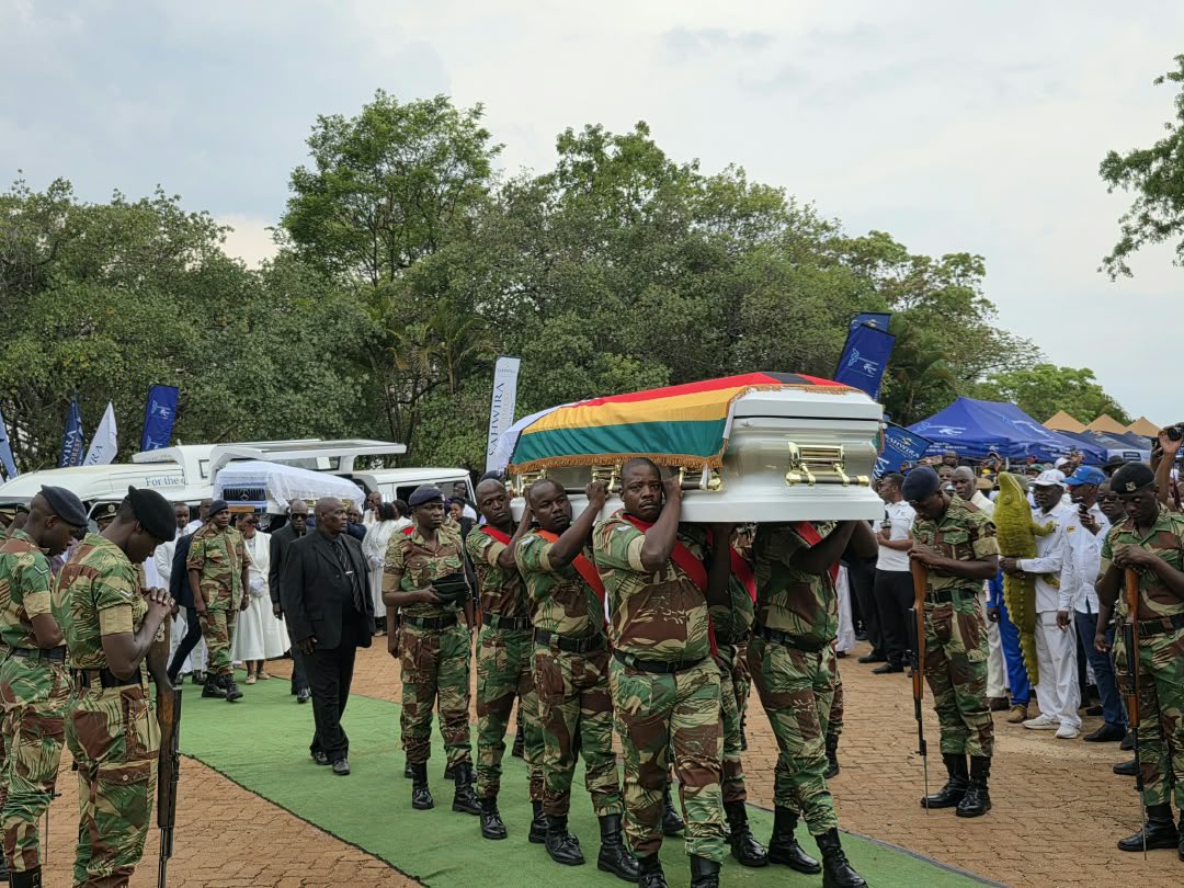 KinyanBoy's tweet photo. Wicknell Chivayo and his wife were finally laid to rest, bringing to an end an era of a man who was both loved and hated equally in Africa. He died as one of the wealthiest young African men. https://t.co/1ppeHbbHOm