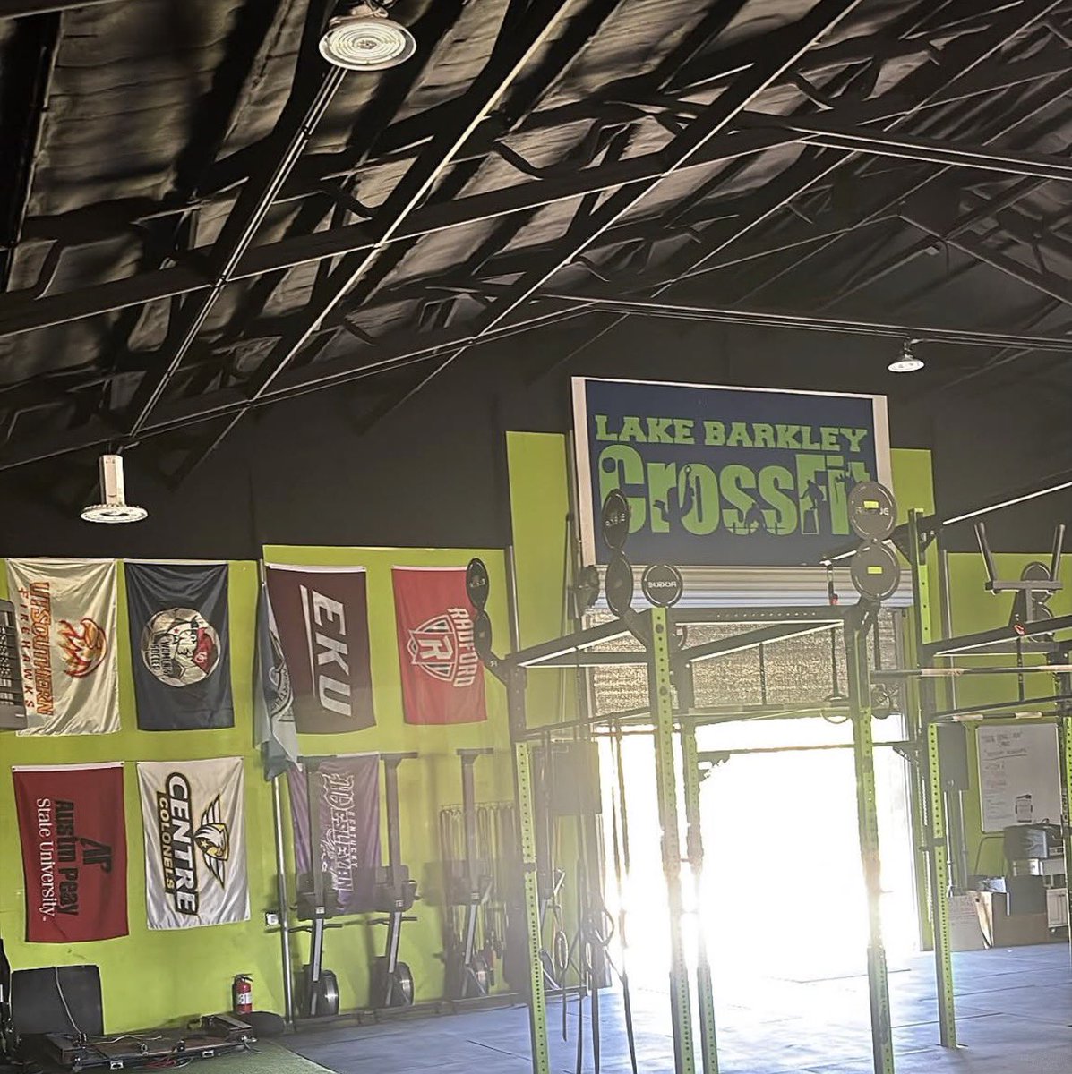 EthanHRamage26's tweet photo. Thanks @lakebarkleyCF for letting me get some time in the gym this morning! Good to be home on fall break but Iโve gotta get those workouts in๐ชโพ๏ธ๐ฆ
@5noVaJ @dallenturner3
#grinddontstop #midwaybaseball https://t.co/jQQj30Oh8A