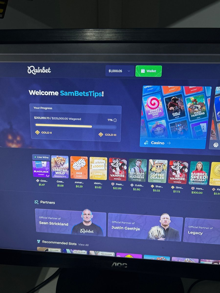 Sam_betss's tweet photo. LIVE RIGHT NOW, CALL A SLOT HIGHEST PAYING ONE GETS A TIP. lock in. 

https://t.co/CtrqM3WJag https://t.co/ILRaNhHZUa