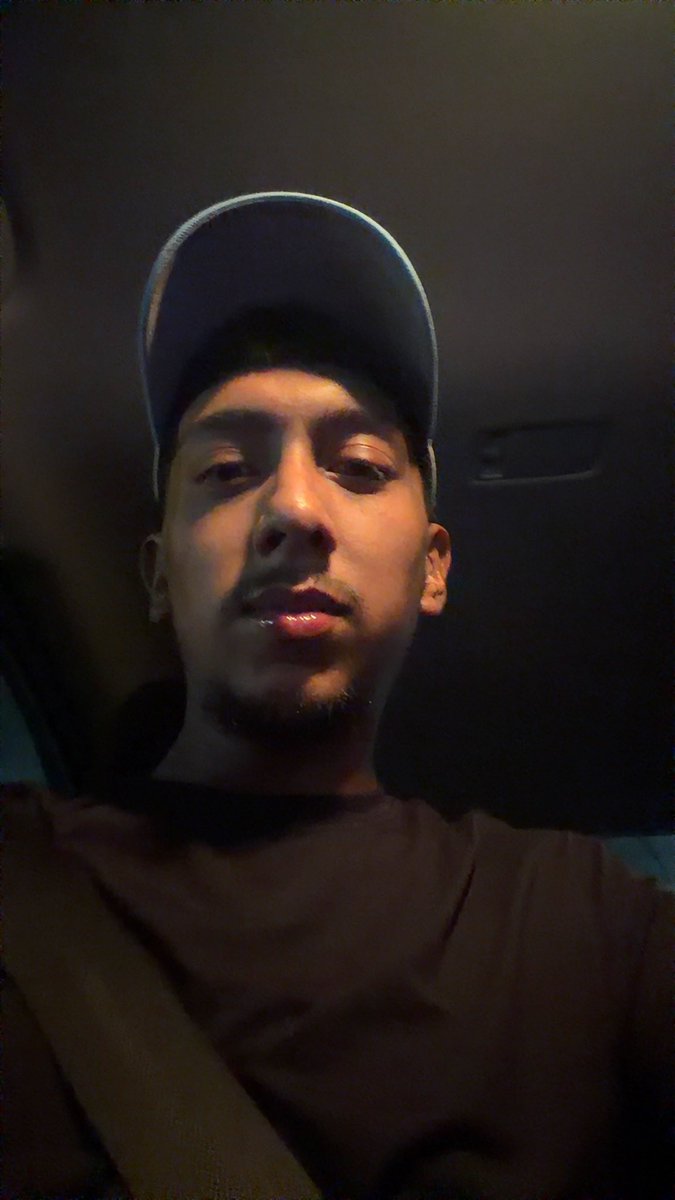 atxoscarr's tweet photo. IG: atxoscarr ￼￼🤤 #bigdick #bmc #mexican #straight #bi #hmu #bored #latinamamineeded #latinodick #followme https://t.co/ldyZOJjj1A