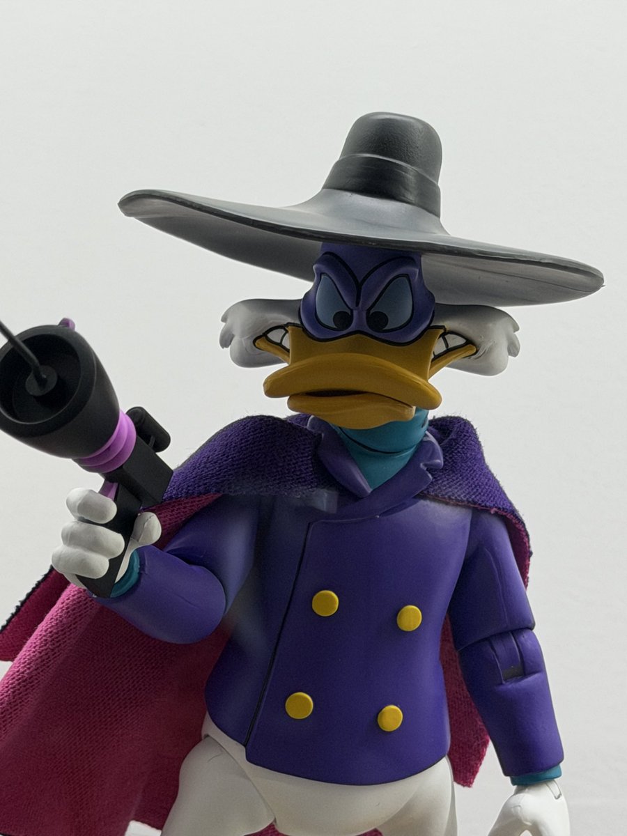 FigureReport's tweet photo. @NECA_TOYS Darkwing Duck Reveal at NYCC 2026 https://t.co/hlsAjNYmk0