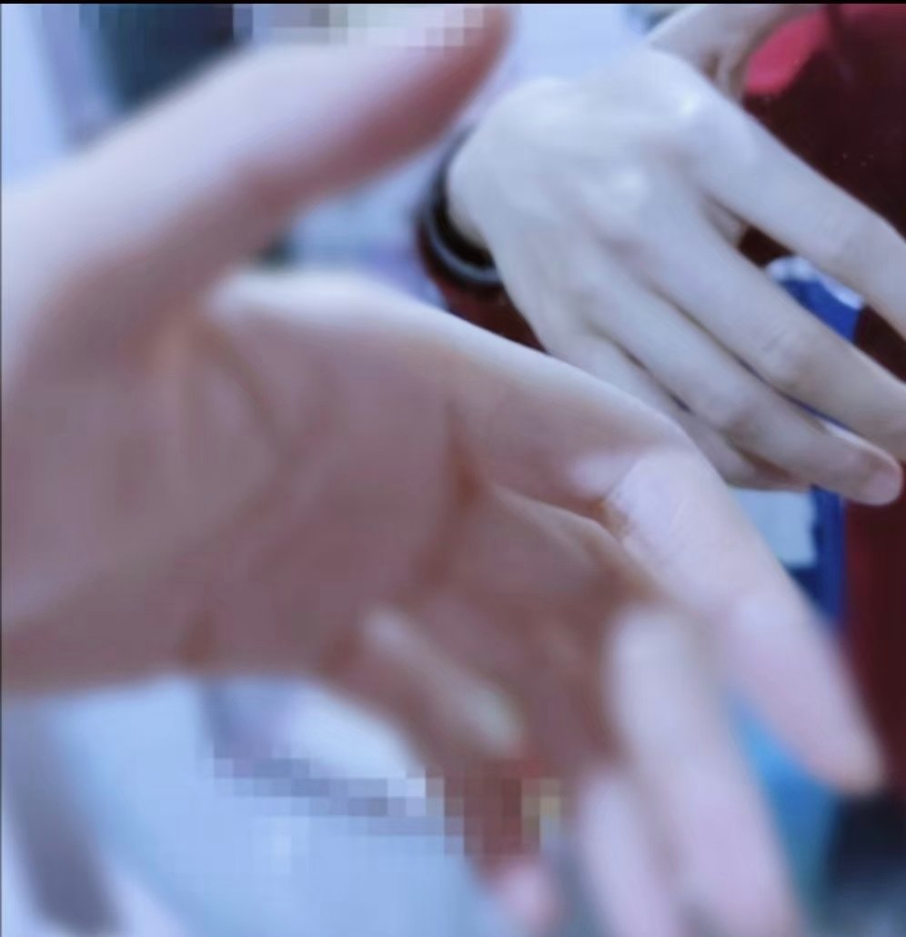 wuhan161's tweet photo. @Tears_vow16 我是冷白皮嘛 https://t.co/7sHVhXTOgC