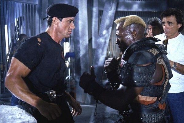 Thegeektwins's tweet photo. 🎬 #OnThisDay Demolition Man (1993) was released on October 8, 1993 (33 years ago)

💭 Give it a score from 1 to 10 in the comments below!
#Movies #Movie #SylvesterStallone #WesleySnipes #SandraBullock #NigelHawthorne #BenjaminBratt #BobGunton #GlennShadix #DenisLeary #GrandLBush #PatSkipper