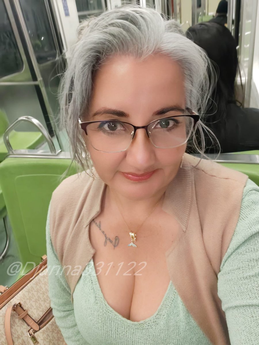 Djunna22331's tweet photo. Buenos días 🌹🍒 hoy tocó viaje en metro en la CDMX! https://t.co/IGpebs7gsM