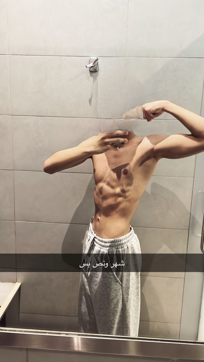 Gfrh7g's tweet photo. هذا ونا عمري 16😂 https://t.co/qed38lQpck