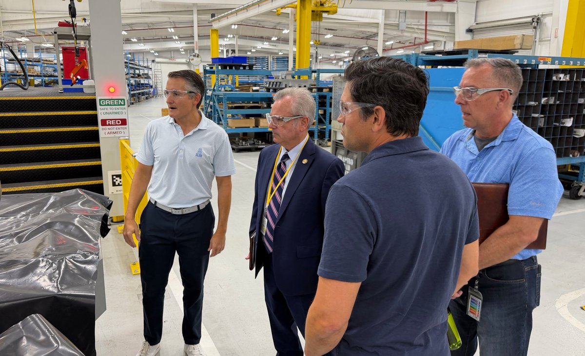 RepMarkAlford's tweet photo. 🦺Had a great time visiting @SeyerIndustries this morning.

They serve both military and commercial markets, specializing in hard metals.

Another example of Missouri stepping up and producing for our country. 💪 https://t.co/LXtn3T1hvB