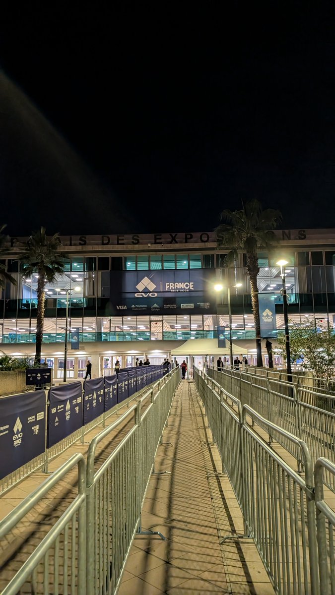 JSkeyTV's tweet photo. Bien arrivée à Nice ☺️ https://t.co/5JwCFRCP4l