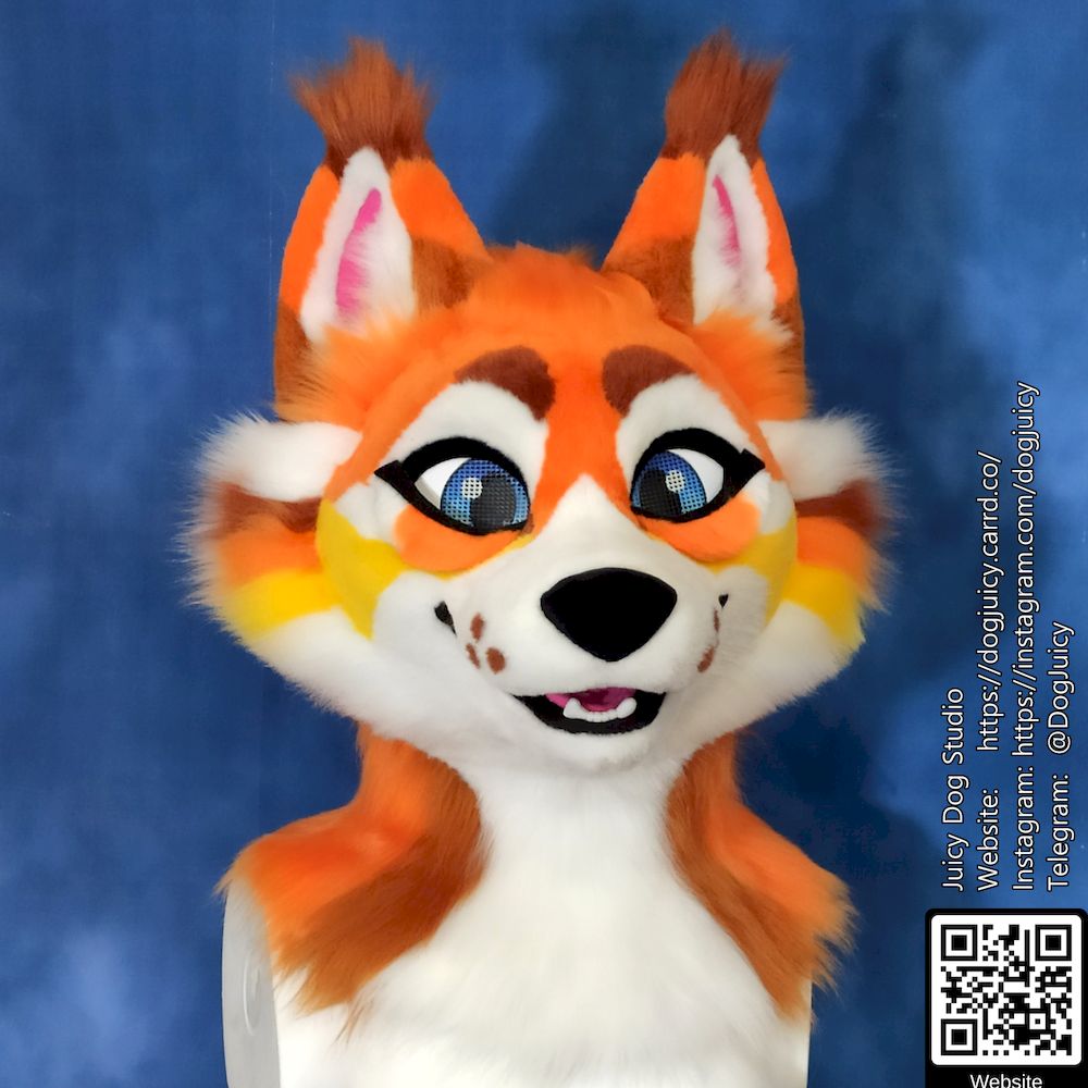 dog_juicy's tweet photo. 🍂🍬 Autumn Candy is now up for sale on @TheDealersDen! 🧡✨
A bright, sweet and super cute orange premade, perfect for adding some color to your autumn! 🦊💖
#dogjuicy #furry #fursuit #fursuitmaker #fursuitphoto #furryfandom #fursuitpartial #fursuitforsale #fursuitsale https://t.co/22KXNCkaVG