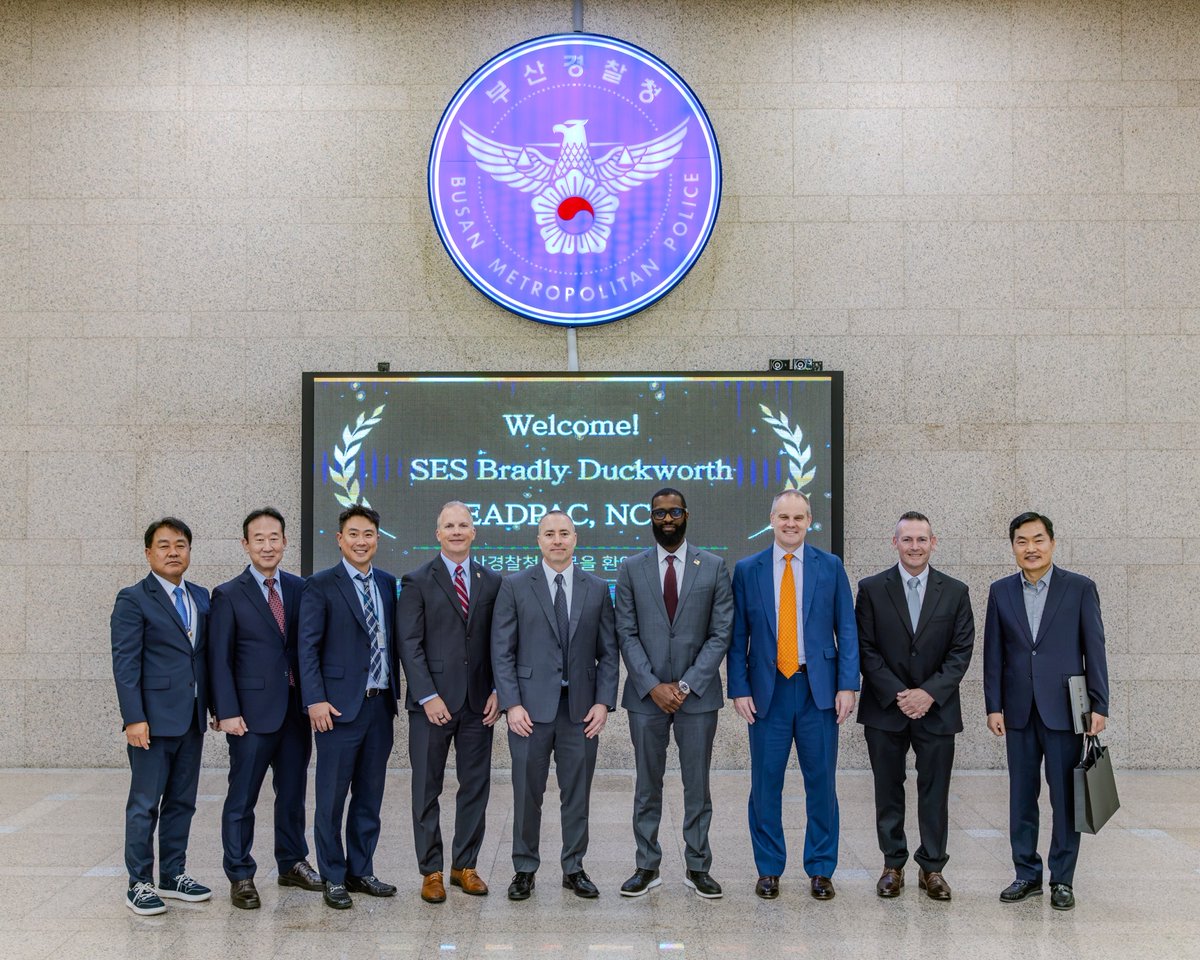 RealNCIS's tweet photo. #NCIS recognized the Busan Metropolitan Police Agency for its critical investigative support following a #SecurityBreach earlier this year. Close coordination and open communication with host nation partners are crucial to maintaining a strong #ForceProtection posture. https://t.co/RxOaLUDspm