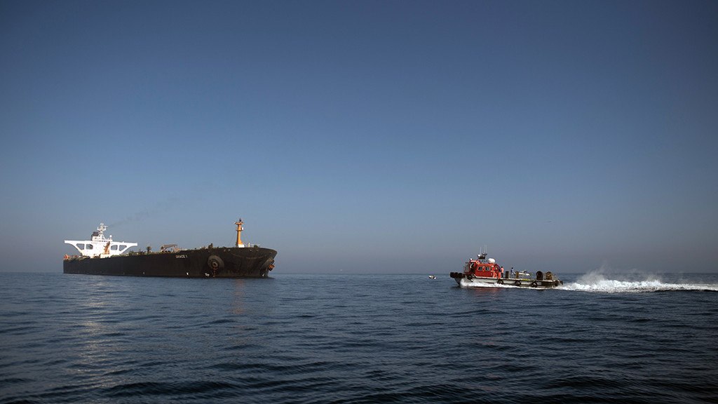 MarioNawfal's tweet photo. 🚨 Something strange is happening in the Strait of Hormuz.

Middle Eastern oil exports are recovering toward pre-war levels, yet Brent is still trading around $100 a barrel.

Kpler's Michelle Brohard suspects there's another cost nobody is openly discussing: Gulf producers may be quietly paying Iran to let their tankers through.

“I suspect there is a toll that’s being paid, which is giving these ships safe passage.”

She suggests those payments could amount to 10% or even 20% of a cargo's value.

That's a remarkable possibility. Countries relying on American military escorts to protect their oil shipments could simultaneously be paying Tehran to guarantee their passage.

There is no independent confirmation that these arrangements exist.

But the broader economics are revealing. Oil is moving again, yet the combination of expensive shipping, tanker shortages, military escorts and complicated transfers is keeping prices elevated.

Kpler estimates September exports averaged 16.5 million barrels per day, with several days exceeding pre-war levels.

If Brohard's suspicions are correct, Iran may have found a way to extract revenue from the very oil trade its adversaries are trying to protect.

And consumers could be paying for it at the pump.

Source: OILPRICE, CIG on TG / Writer: Oliver
