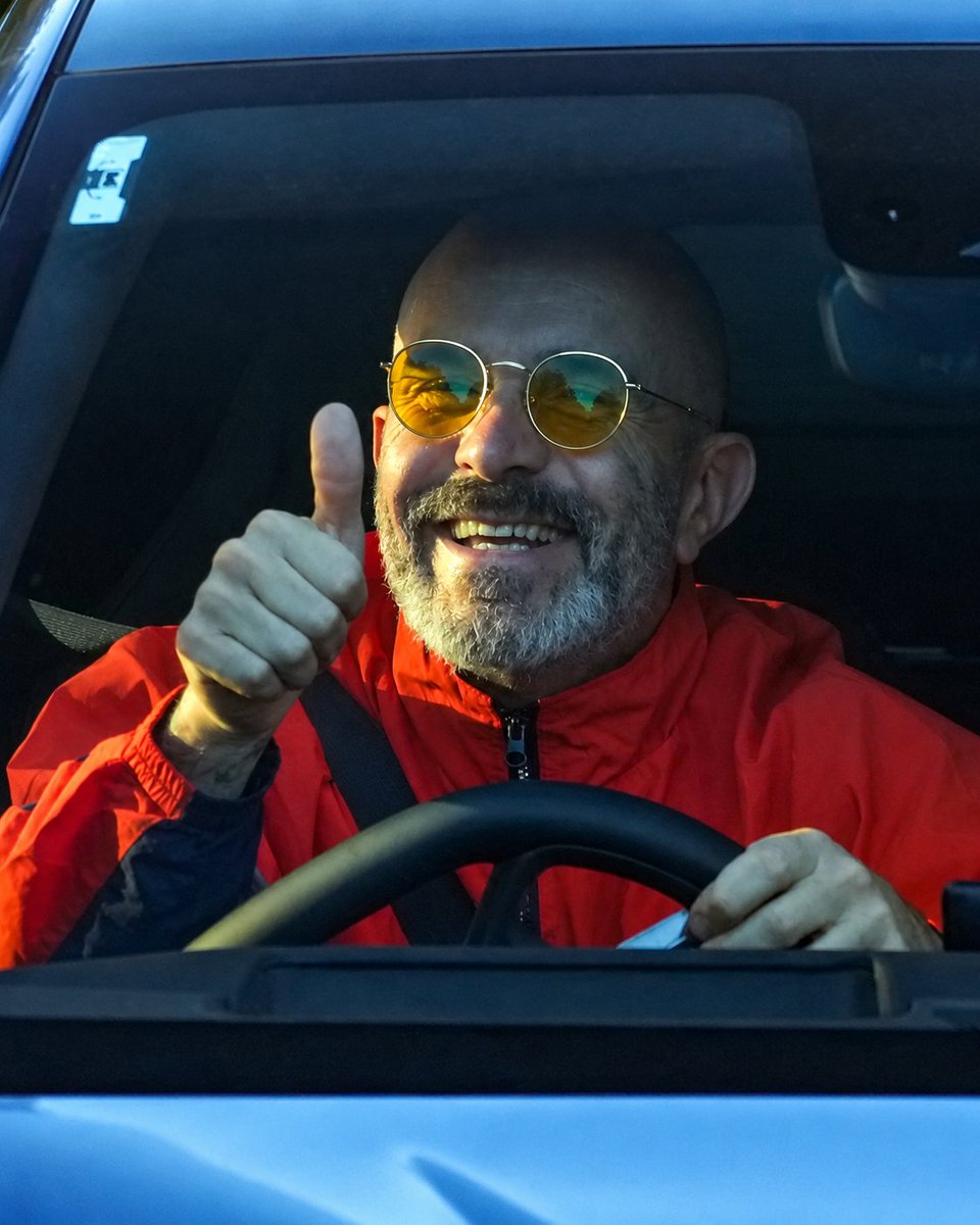 centregoals's tweet photo. 🚨🚨🎙️| Enzo Maresca on his Manchester City situation: 

"I'm very calm. The club has been quite clear. We completely trust the club.

"So we understand the noise, but the focus for us is just what we can control, and we can control just the football side." https://t.co/7sKWzXvGJw