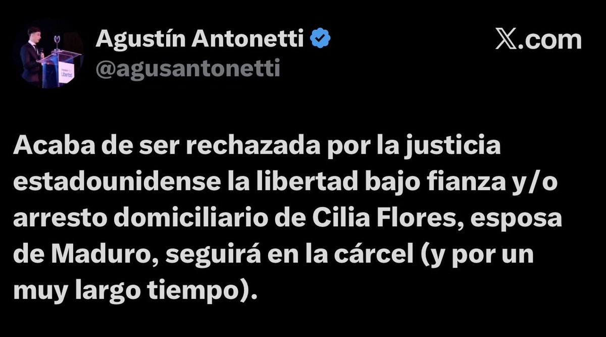 anticomunism_'s tweet photo. @Chiqui_new No creoooooo https://t.co/1ZUNMqwCPW
