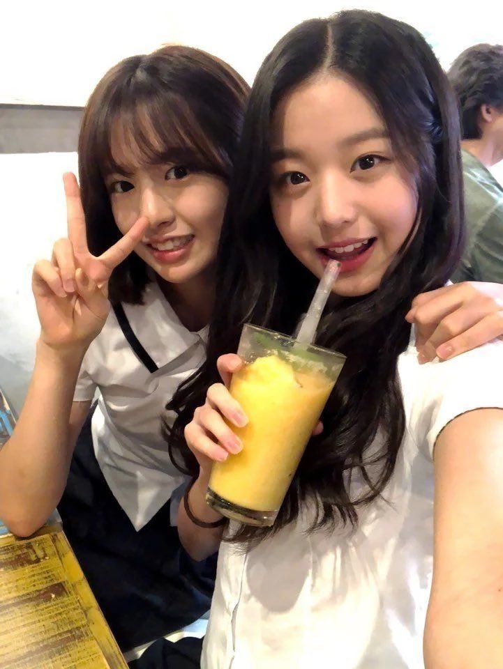 mwwumb's tweet photo. 만13세때 장원영: https://t.co/dDnxKZjRpq