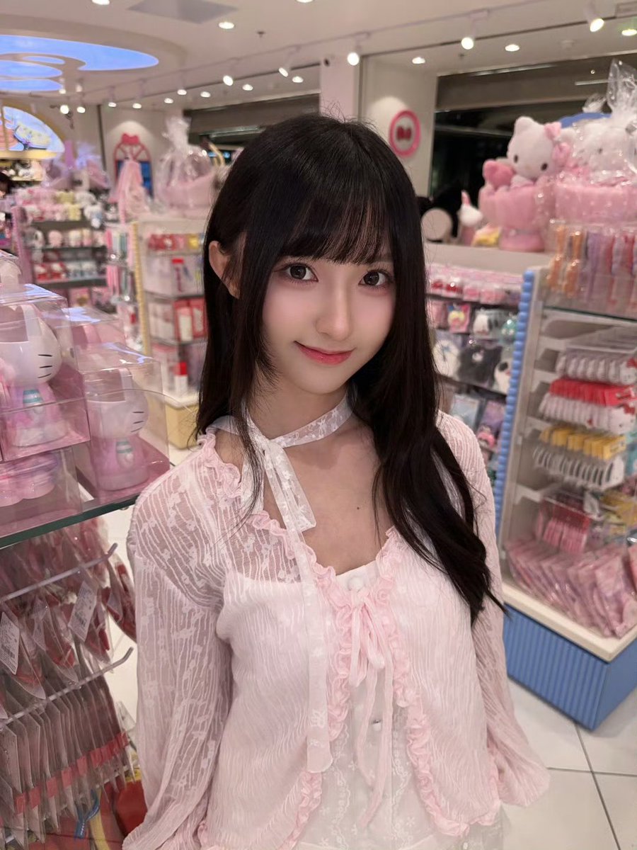 tsh_archive's tweet photo. 260808 🍓 zhien weibo update

"八周年快乐💖~" 

#YEZHIEN #叶知恩 #AKB48TEAMSH #TSH48 https://t.co/Fj0EYmEDQ3