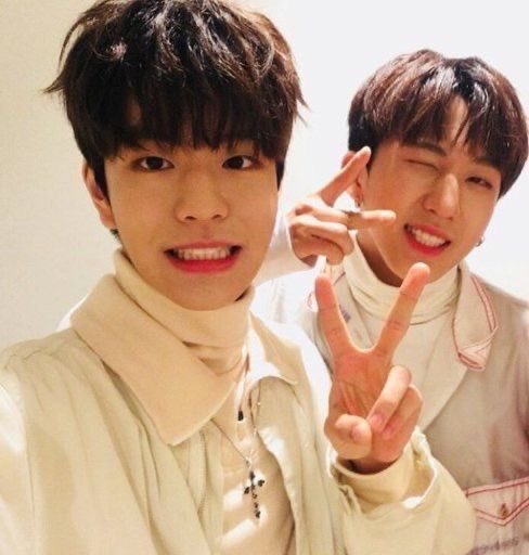 sausagewatertea's tweet photo. I FUCKING LOVE SEUNGBIN https://t.co/MmQPl8x2eQ