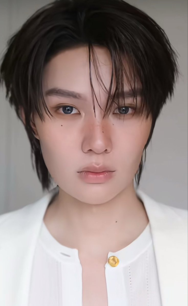 alymewgulfPH's tweet photo. “MOST MENTIONED MALE CELEBRITY DURING PARIS FASHION WEEK SS27” https://t.co/y5w3YZEcwU