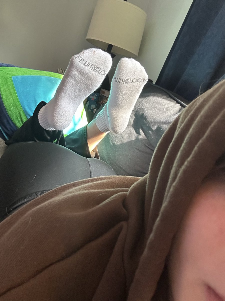 mellowcherryxo's tweet photo. you know you want my attention, and you should know how to earn it

femdom findom goddess paypig whalesub findomgoddess mistress humanatm feet feetfetish feetworship socks dirtysocks https://t.co/OC4AbdgFVV