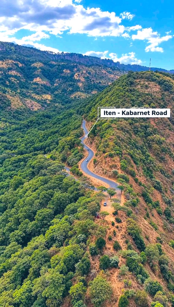 Kapyoseiin's tweet photo. The picturesque charm of the Iten-Kabarnet Road through the Kerio Escarpments. 

📸 Courtesy https://t.co/h3teSxtSFH
