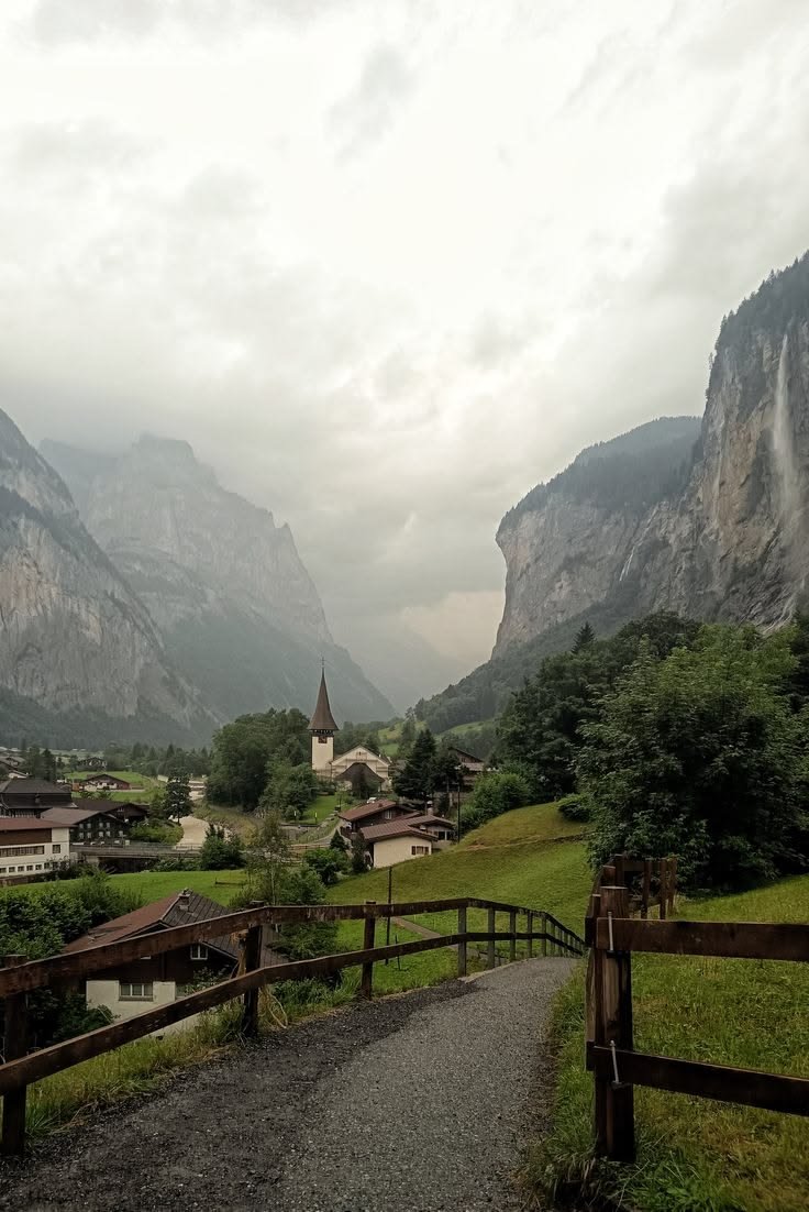 echoesofworld's tweet photo. Switzerland https://t.co/uIZuKfdqP3