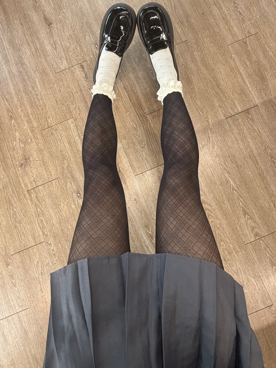 bee_ruyo's tweet photo. 換了裙子 

#女装大佬  #男娘 #伪娘 
#女裝男子 #絲襪 #女裝 #褲襪 
#cd #美腿 #女裝子 https://t.co/3u6XsP7EG4