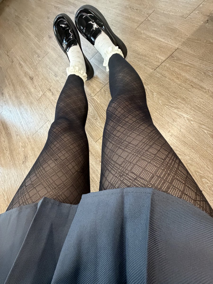 bee_ruyo's tweet photo. 換了裙子 

#女装大佬  #男娘 #伪娘 
#女裝男子 #絲襪 #女裝 #褲襪 
#cd #美腿 #女裝子 https://t.co/3u6XsP7EG4