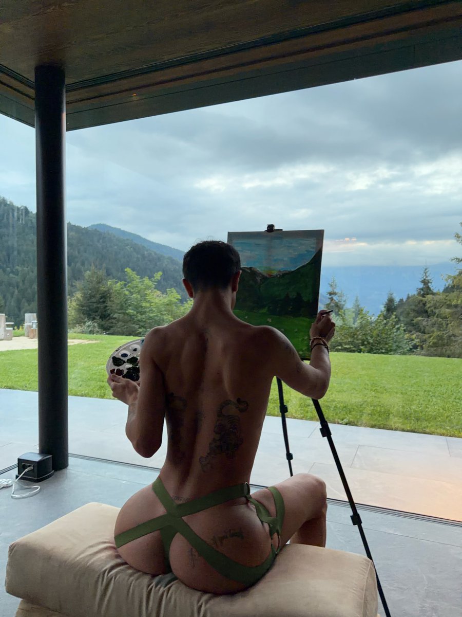 MauroRossiell0F's tweet photo. I love painting🎨 https://t.co/Kl2ImZxDJg