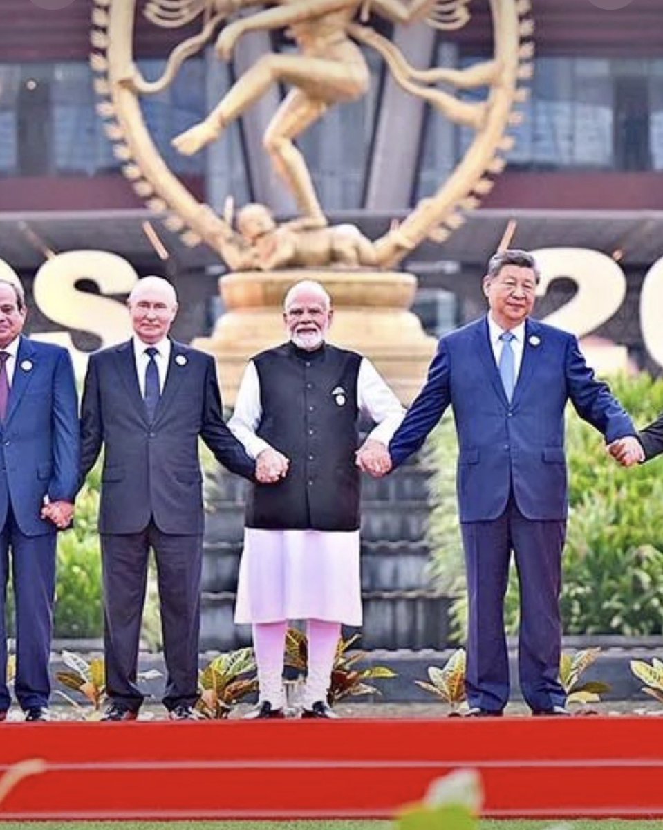 TheMDRYSDALE's tweet photo. @santoshjsh @REDBOXINDIA You’re a BRICS nation. https://t.co/LTS16mRCE5