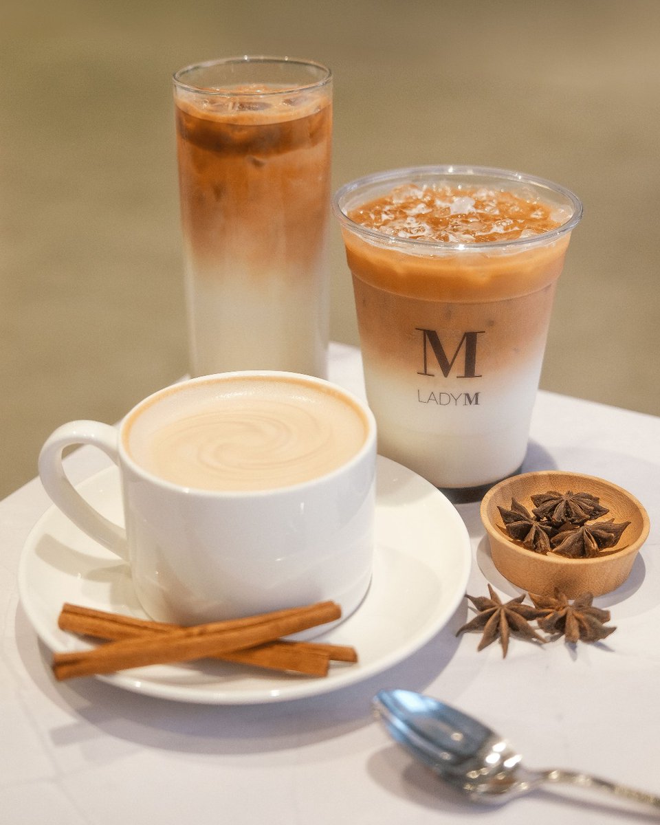 BelleCollection's tweet photo. Celebrate the 25th anniversary of Lady M with their take on the perfect birthday cake. You'll also find a new fall Mille Crêpes with cozy drinks to match. 

🎂 Lady M Birthday Cake
🍎 Apple Pie Mille Crêpes
☕ Chai Tea Latte https://t.co/G1caTCb9KI