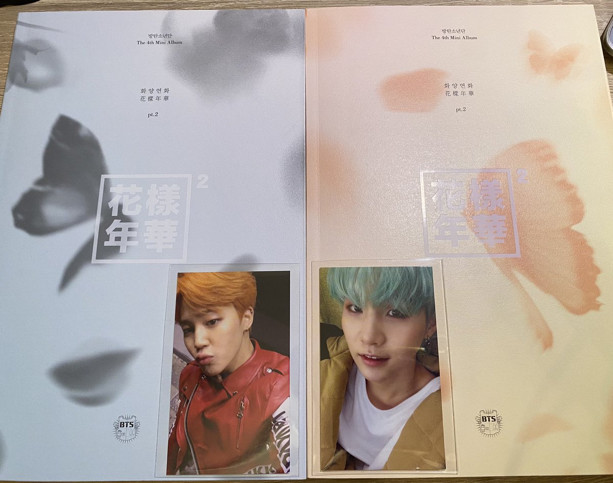 st4rfia's tweet photo. YALL I JUST PULLED ORANGE JIMIN AND MINT YOONGI!!!! WTF?!?!?! https://t.co/0eWQc5bKOx