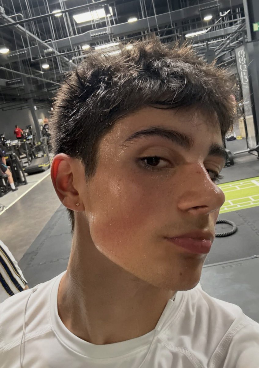 BRBRXNETTE's tweet photo. ᅟ

ᅟ

𝒔𝒕𝒂𝒚                      𝒂                   𝒘𝒉𝒊𝒍𝒆
• • •    𝓁𝑒𝓉     𝓉𝒽𝑒       𝓃𝒾𝑔𝒽𝓉     𝓈𝒾𝓃𝓀      𝒾𝓃  .       
ㅤㅤ
ᅟ

ᅟ https://t.co/BuYtNbN7fs