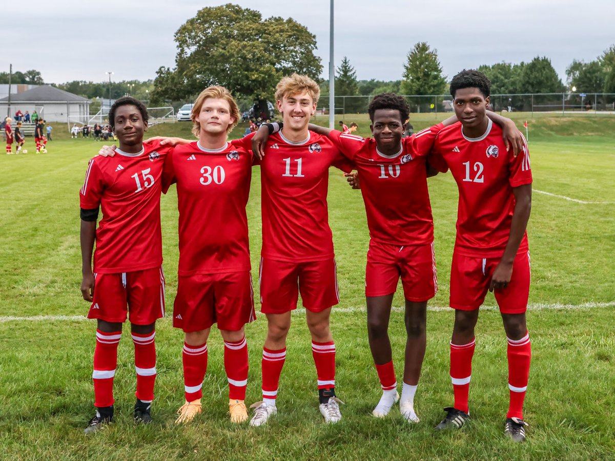 jacobirving2027's tweet photo. Had a fun time in our Senior night game last week! Scored a pk to contribute to the 2-1 win! https://t.co/K4z667gFHz