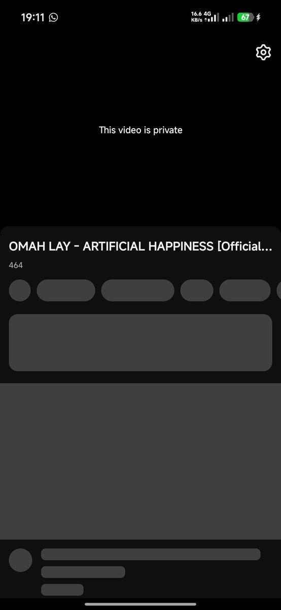 Mo_biggsonx's tweet photo. Omah lay uploaded then privated the music video of artificial happiness https://t.co/MnZogBtO3u