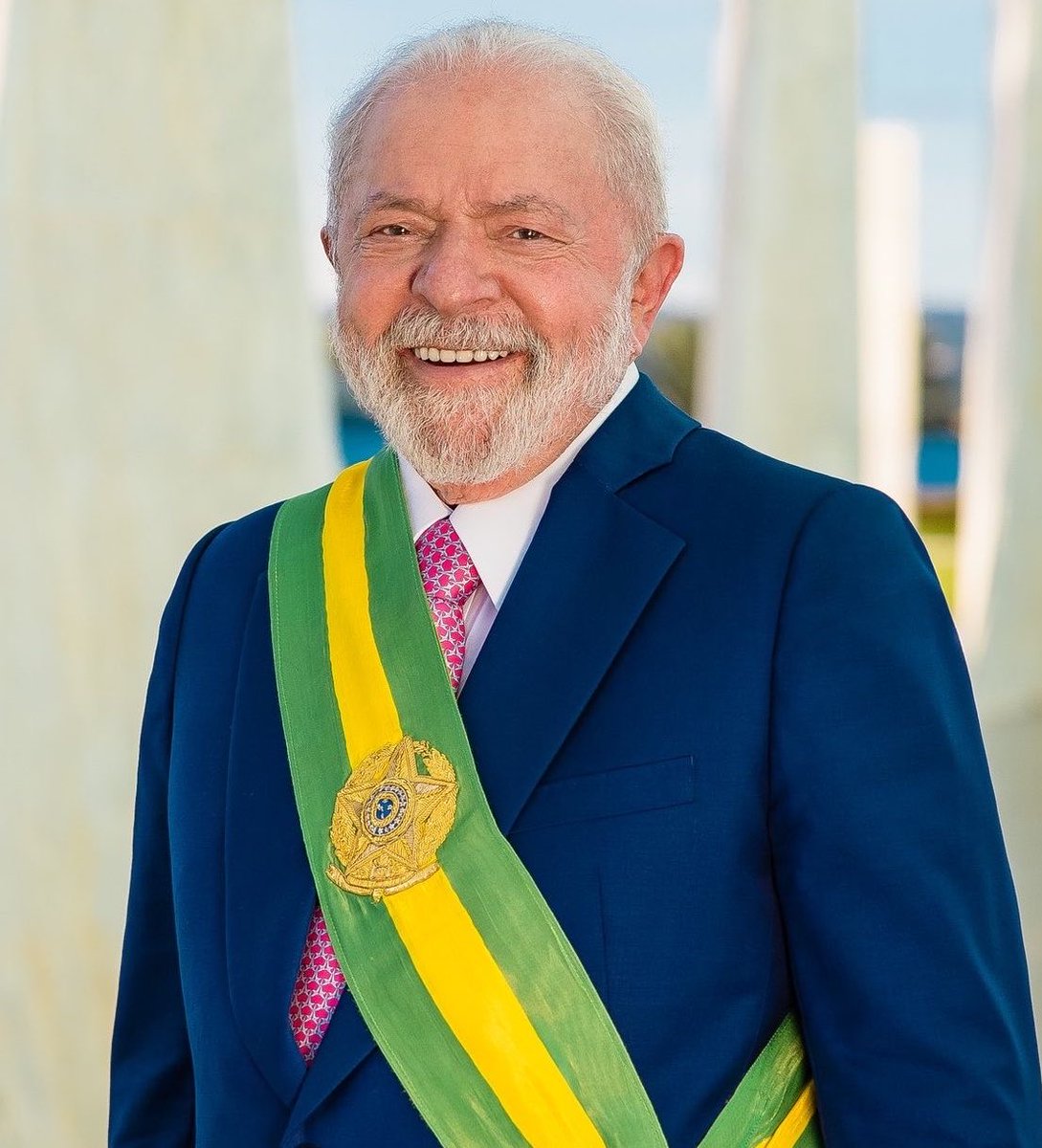 PortalBabados's tweet photo. 🚨Adriana Esteves, a eterna Carminha de Avenida Brasil, declara voto em Lula no segundo turno: “Eu, como mulher, e por querer e acreditar em um Brasil melhor, meu voto é Lula.” https://t.co/HpdbJAVnuE