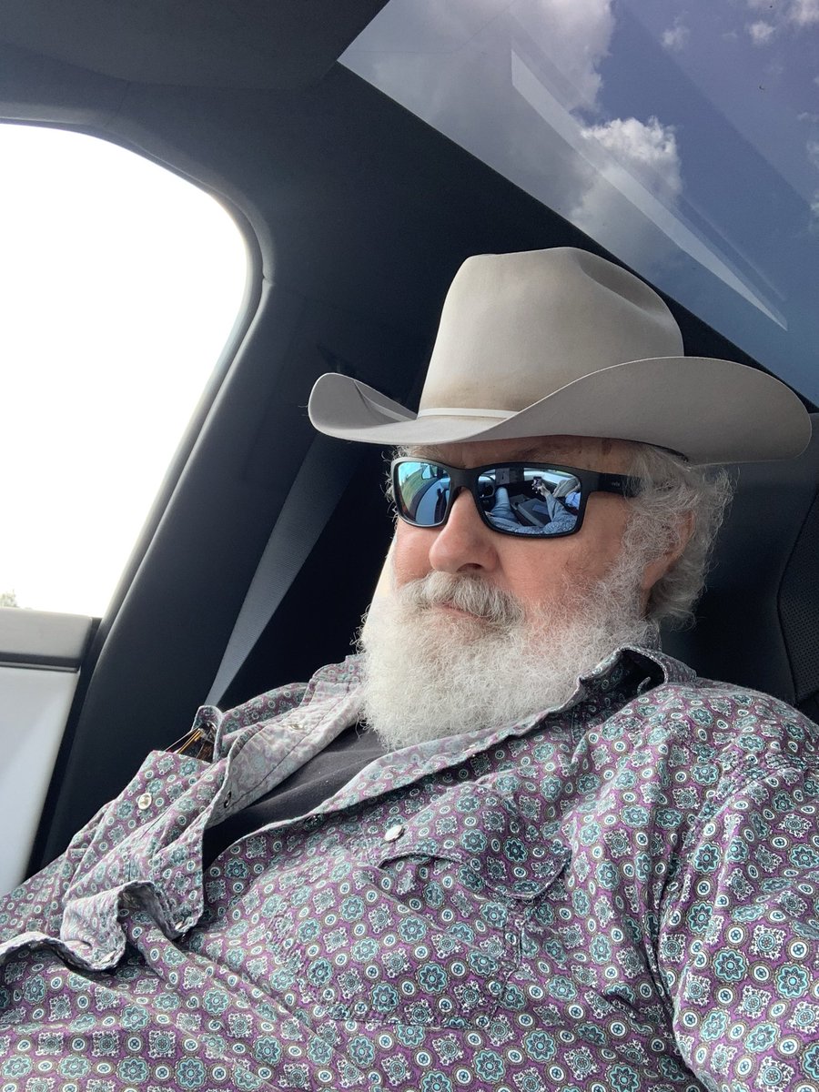 RandyRRQuaid's tweet photo. Hi luscious @therealroseanne https://t.co/uKG6ZTlW7C