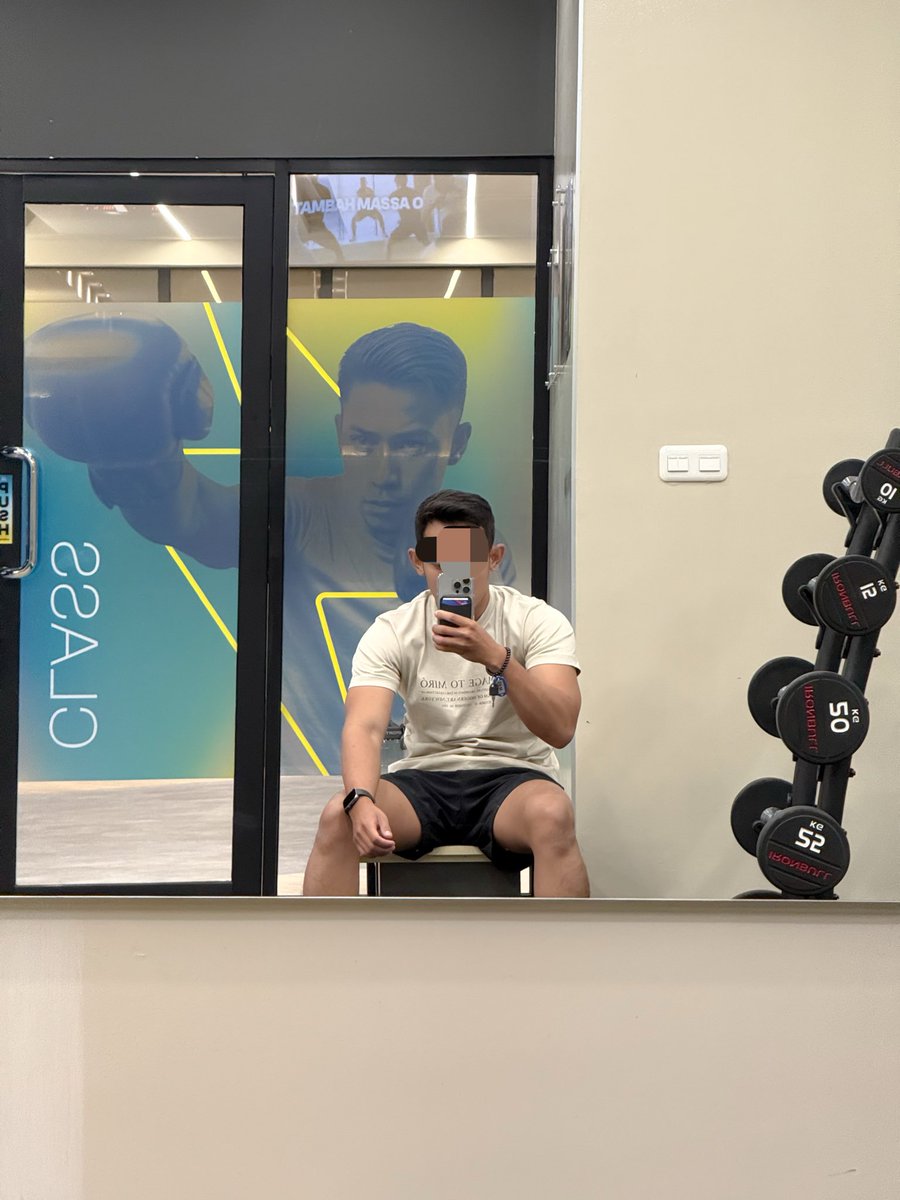 otiunyil's tweet photo. Jadi PT nya doi, ke pake juga ilmu gym gue 💪🏻😎 https://t.co/XRTCGG0ZQk