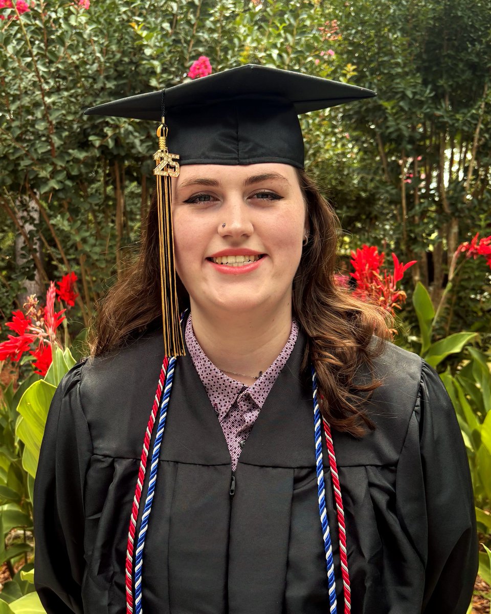 UFatWork's tweet photo. UF's HEO program provides undergraduate tuition assistance for children of full-time staff and faculty in the form of a scholarship. Applications for the 2027 drawing are due Nov. 2.

Read our latest UF at Work article to hear from program participants: https://t.co/Ed5NY5i5Yv https://t.co/rDOdXrnTP0