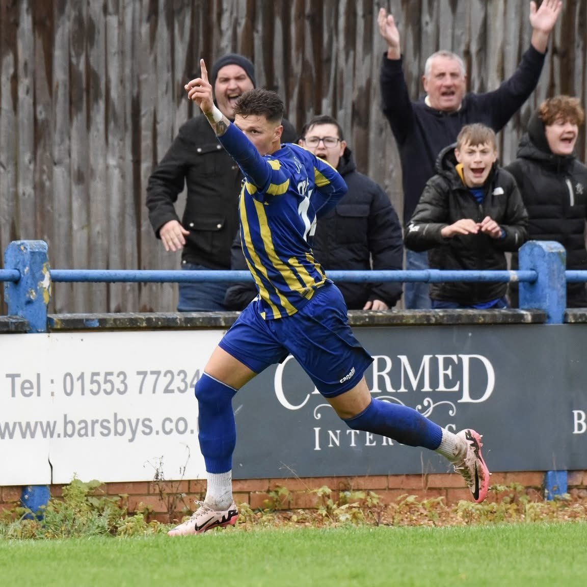 officialKLtown's tweet photo. Previously against The Bucks 🎉

#WeAreLynn https://t.co/j4gC6ogGe0