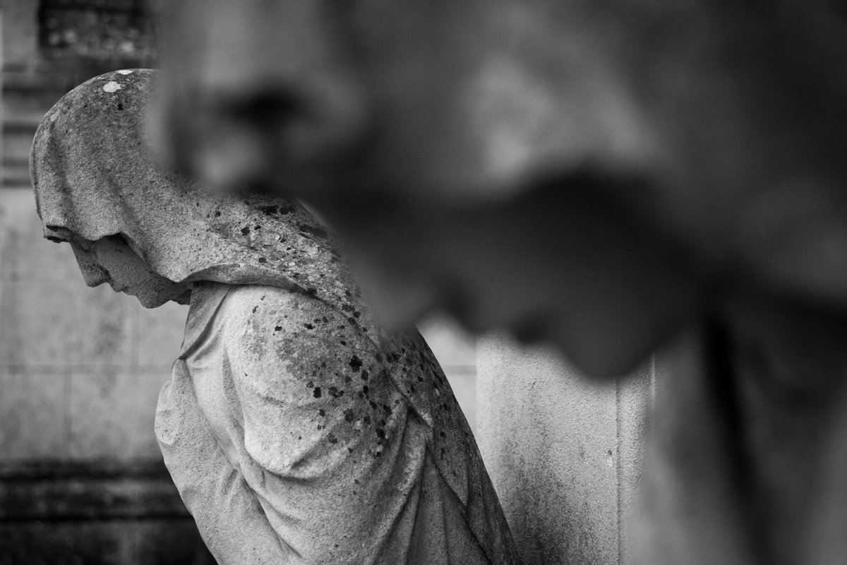 lobjectifdew's tweet photo. #photographie #bnw #noiretblanc #photo #bnwphoto #cimetiere #picture https://t.co/c2In19DSZn